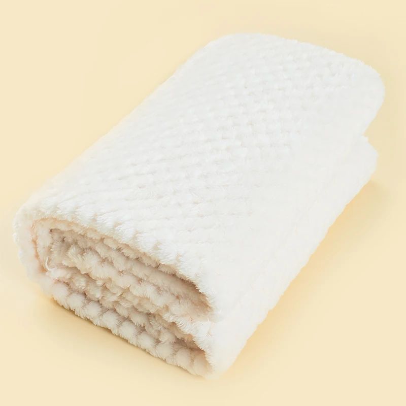 couverture sieste de luxe blanche